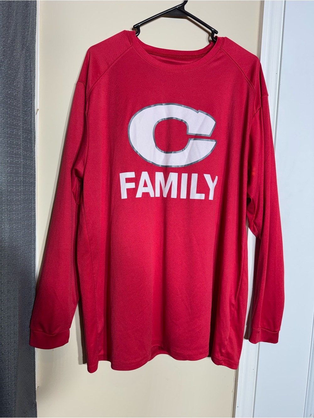 Cincinnati Reds "Family" Graphic Long-Sleeve Shirt